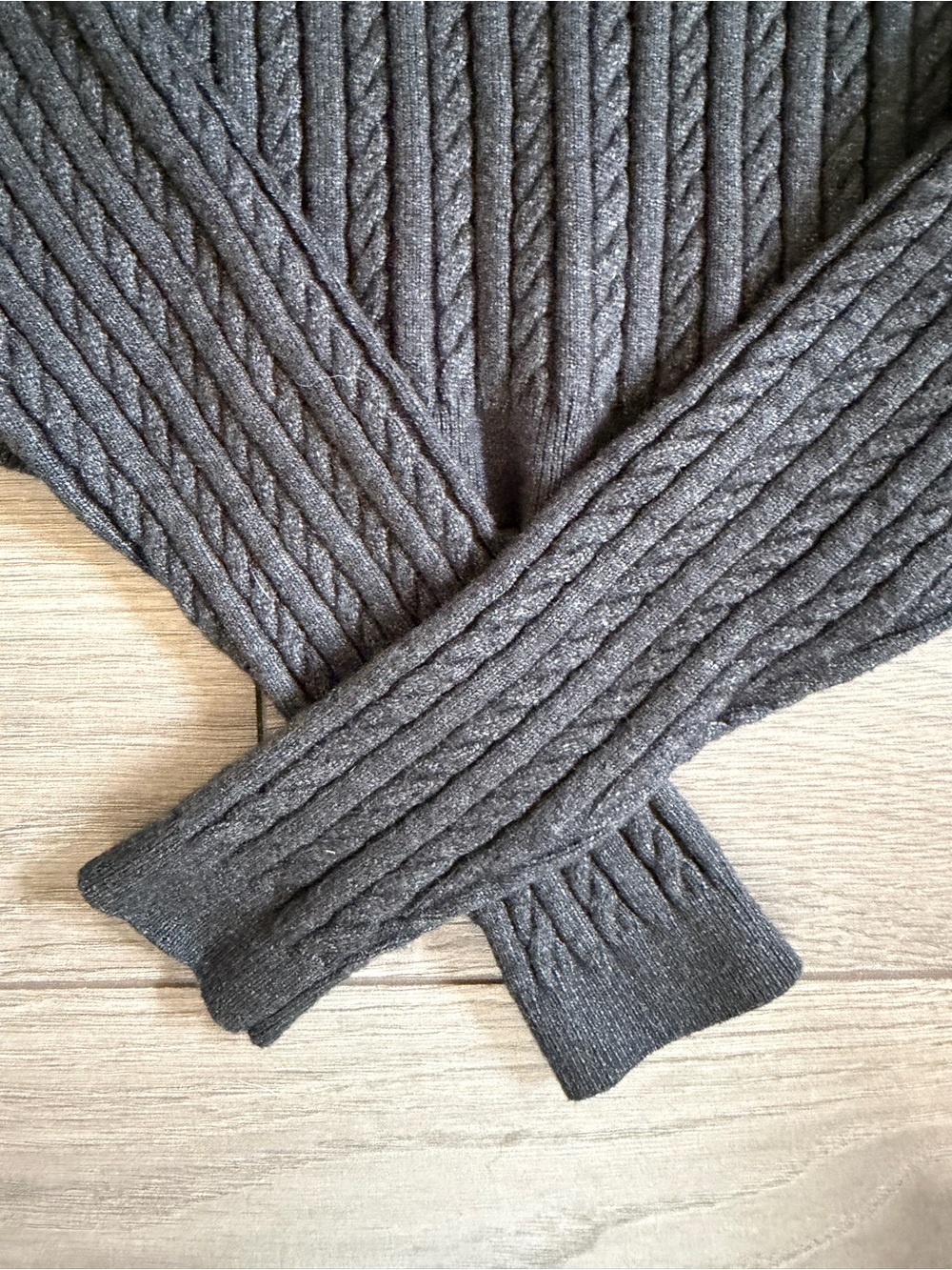 HEARTLOOM Charcoal Ribbed Knit Crop Sweater Size XS - Picture 4 of 6